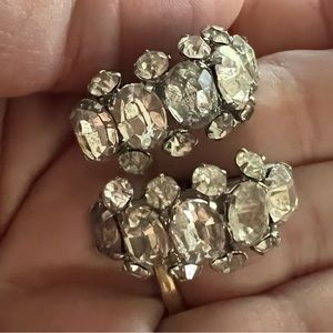 Czechoslovakia earrings vintage rhinestones screw backs earrings